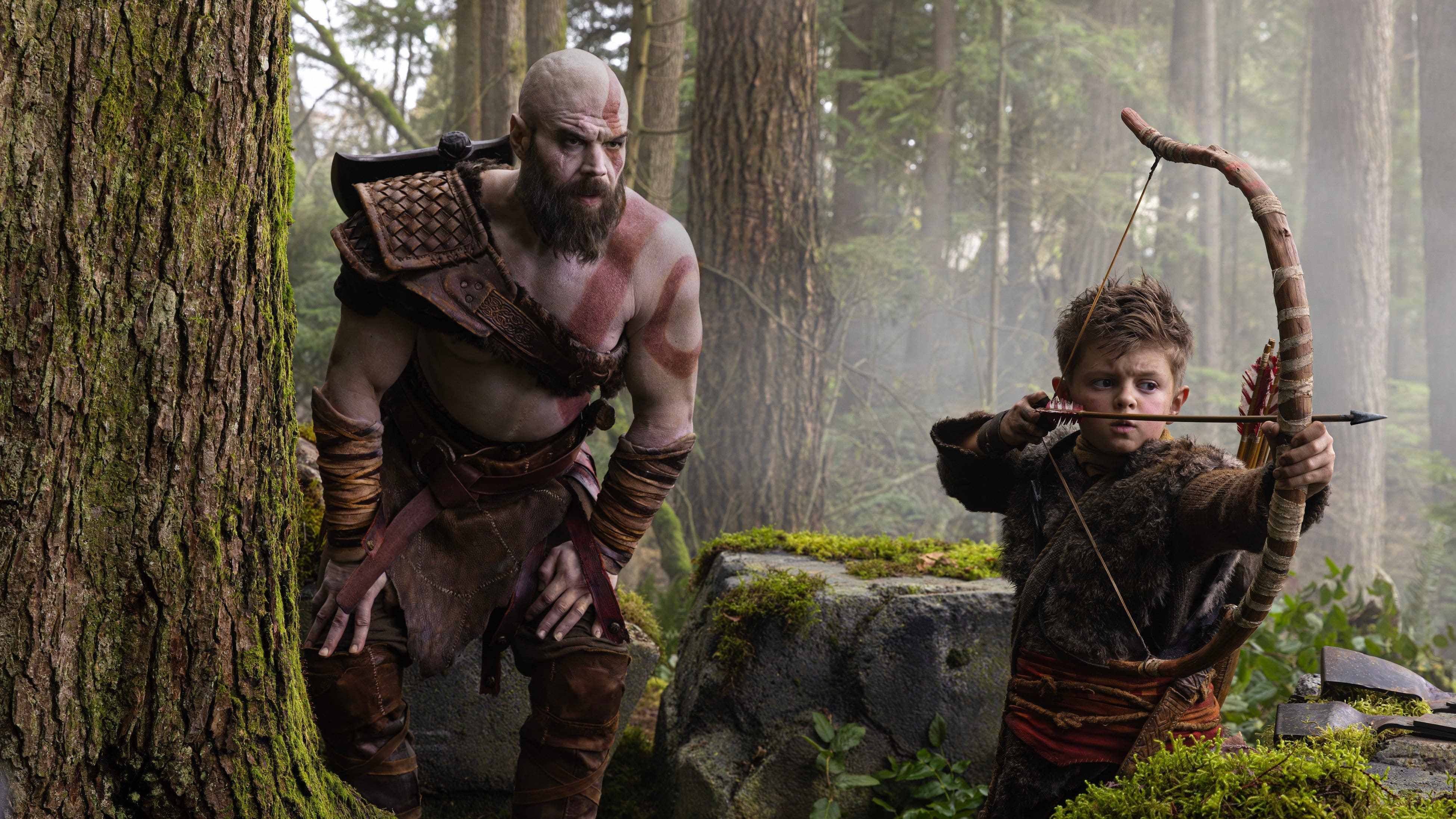God of War | Primeira foto da série revela visual de Kratos e Atreus